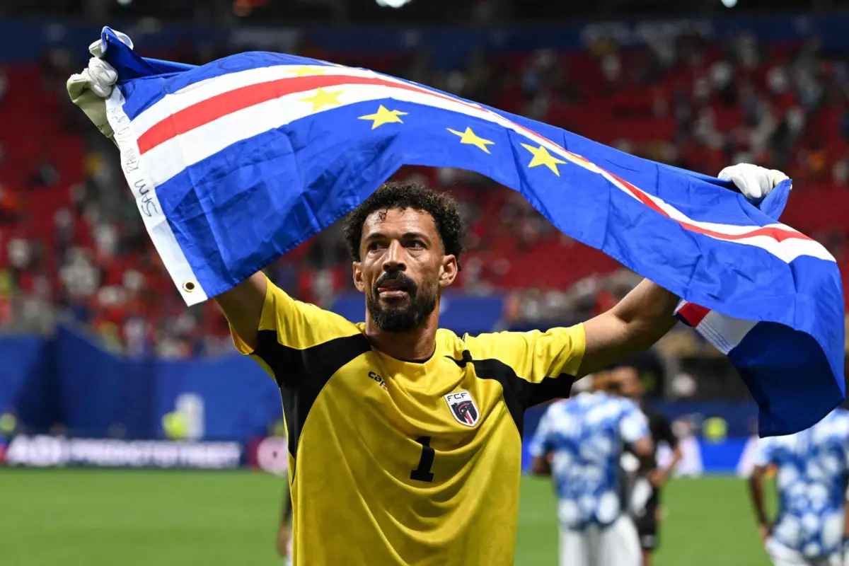 Cabo Verde arranca empate com Uruguai e embola grupo no Mundial